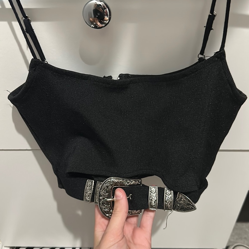 Crop top